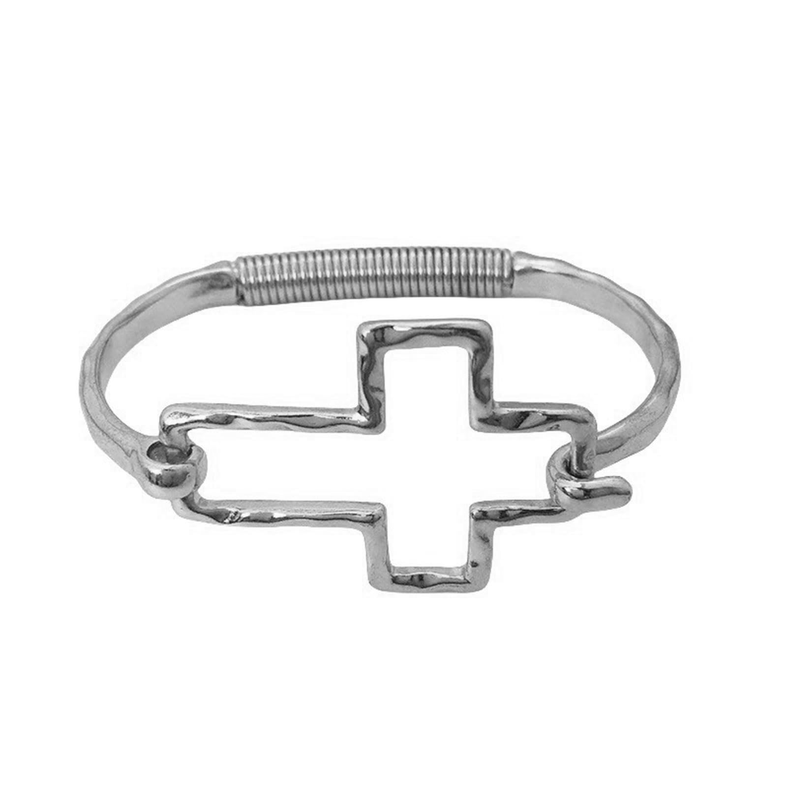 Choosing the Right Women’s Bangle Bracelet