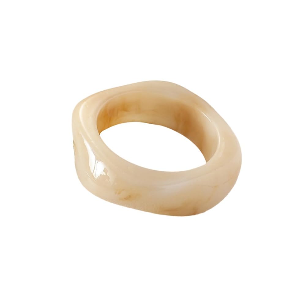 Choosing the Right Women’s Bangle Bracelet: A Comprehensive Guide
