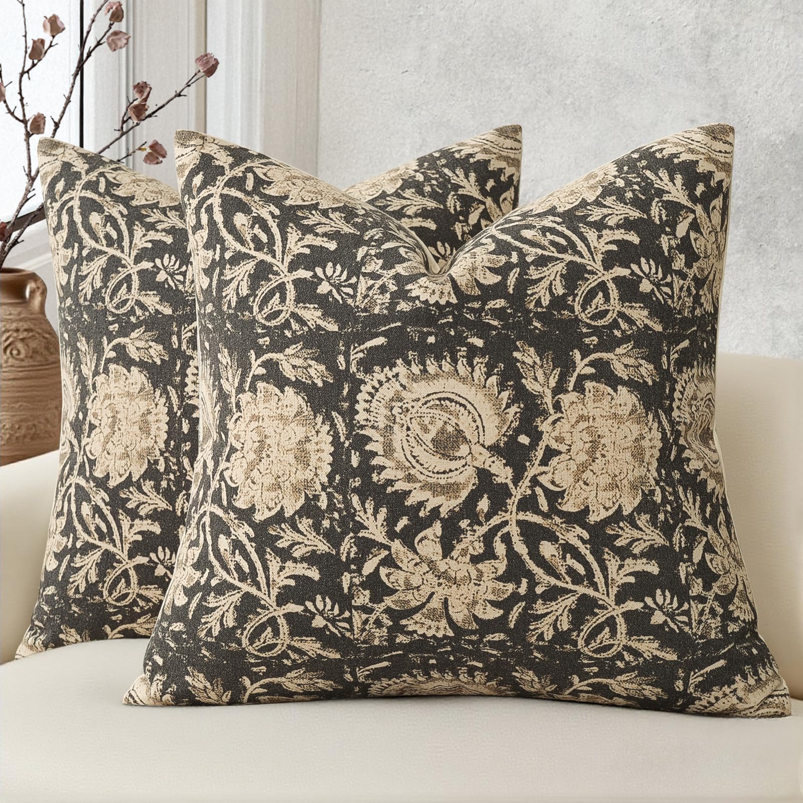 Choosing the Right Vintage Floral Print Throw Pillows