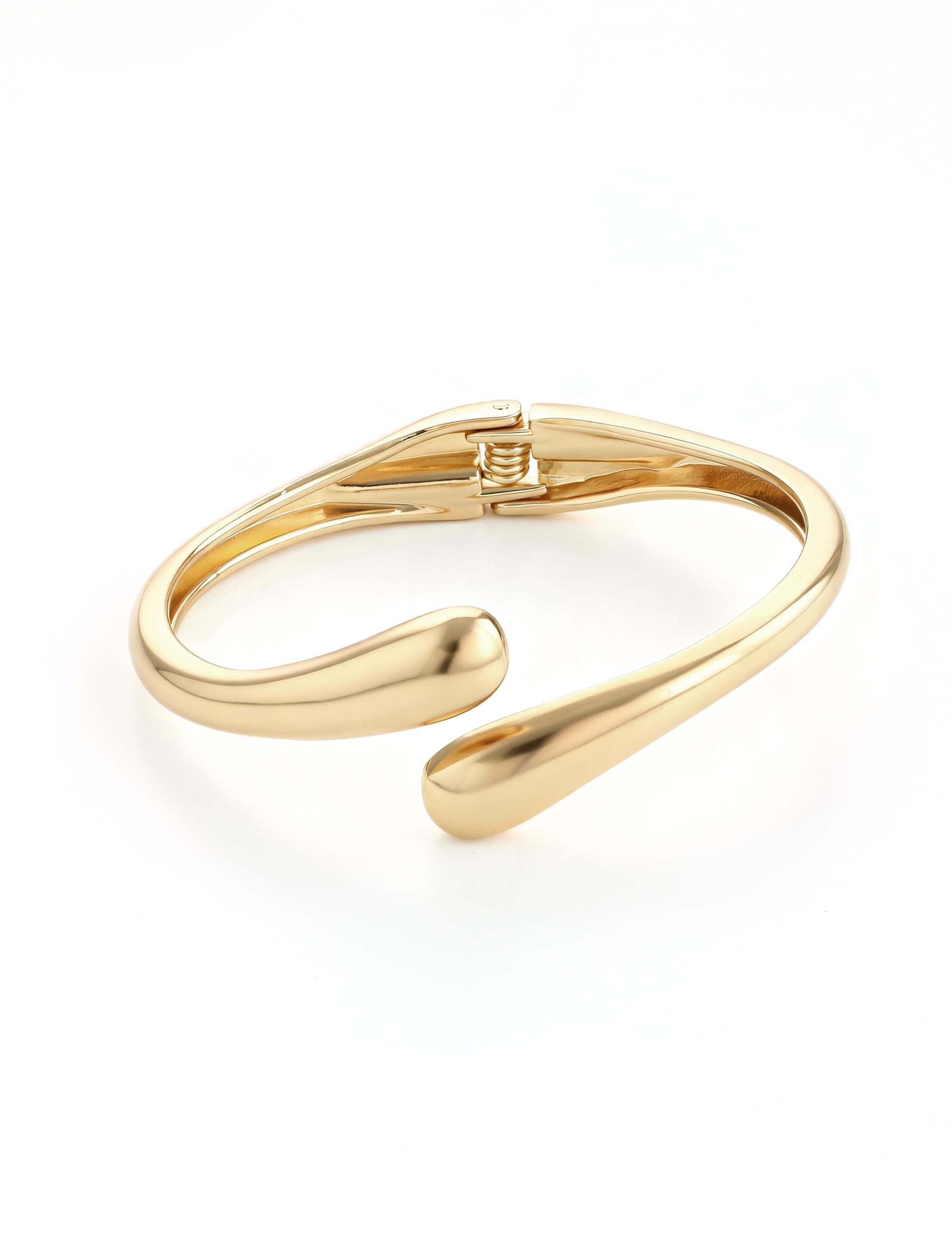Choosing the Right Women’s Bangle Bracelets: A Comprehensive Guide