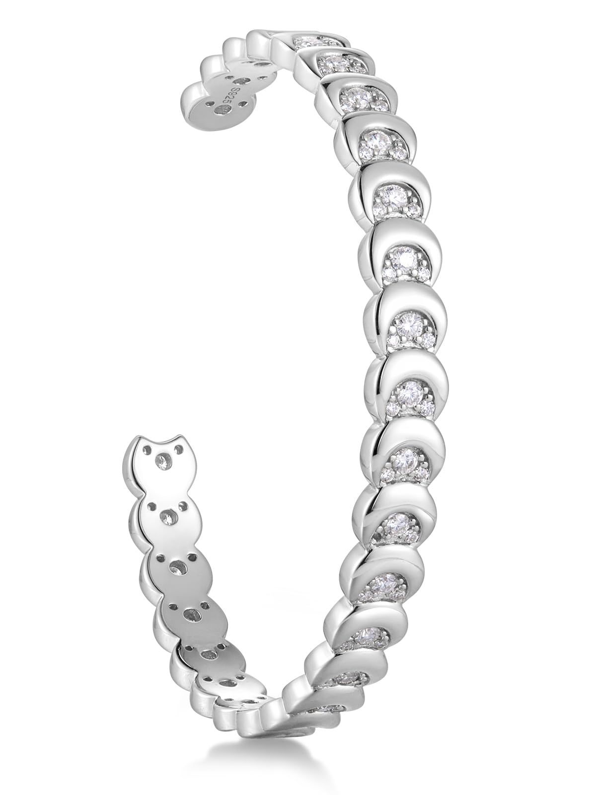 Choosing the Right Women’s Bangle Bracelet