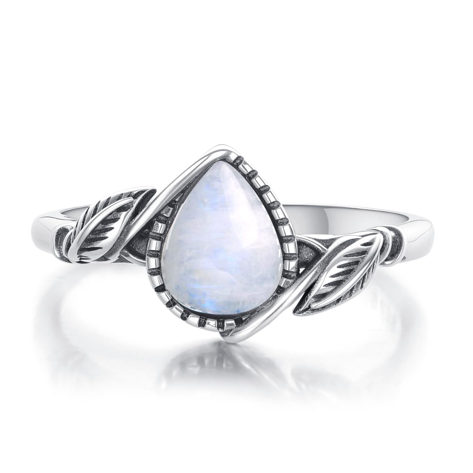 Choosing the Right Women’s Statement Ring: A Comprehensive Guide
